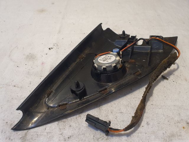 bontott VW GOLF IV Bal A Oszlop Hangszóró Burkolat