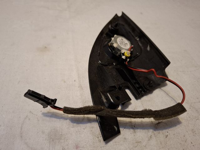 bontott VW GOLF IV Bal A Oszlop Hangszóró Burkolat