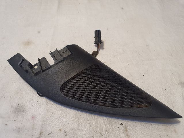 bontott VW GOLF IV Bal A Oszlop Hangszóró Burkolat