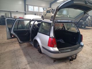 bontott VW GOLF IV Bal D Oszlop Burkolat