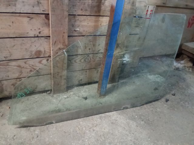 bontott VW GOLF IV Bal első Ablak