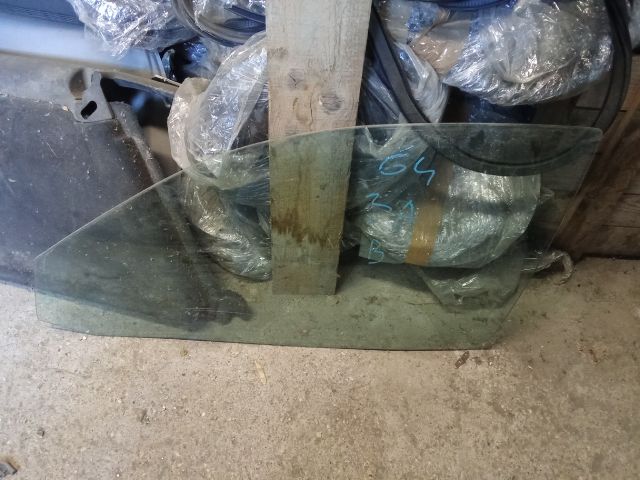 bontott VW GOLF IV Bal első Ablak