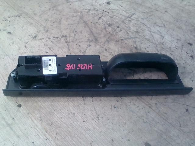 bontott VW GOLF IV Bal első Ablakemelő Kapcsoló