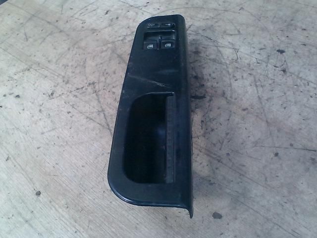 bontott VW GOLF IV Bal első Ablakemelő Kapcsoló