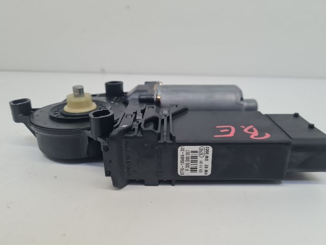 bontott VW GOLF IV Bal első Ablakemelő Motor