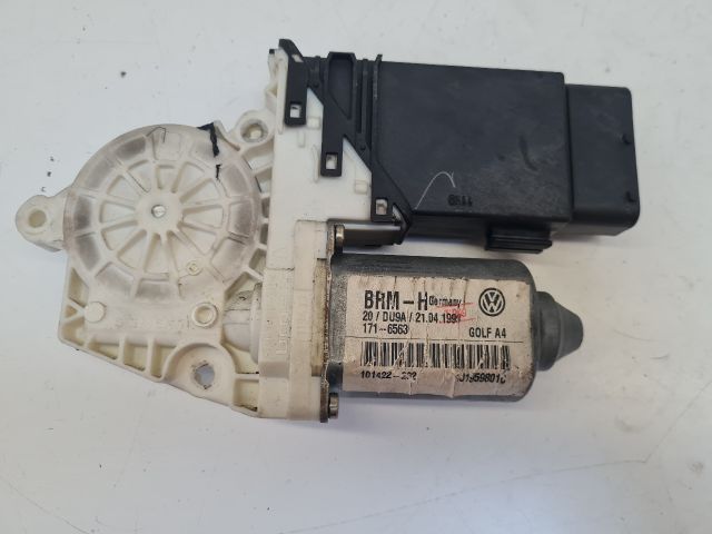 bontott VW GOLF IV Bal első Ablakemelő Motor