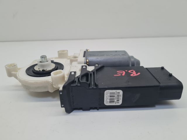 bontott VW GOLF IV Bal első Ablakemelő Motor