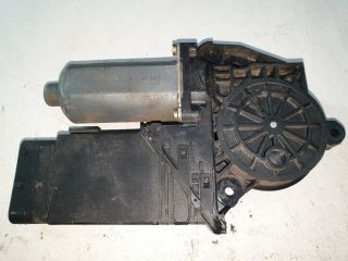 bontott VW GOLF IV Bal első Ablakemelő Motor
