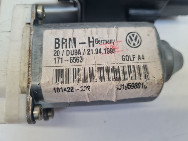 bontott VW GOLF IV Bal első Ablakemelő Motor