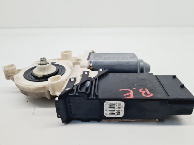 bontott VW GOLF IV Bal első Ablakemelő Motor