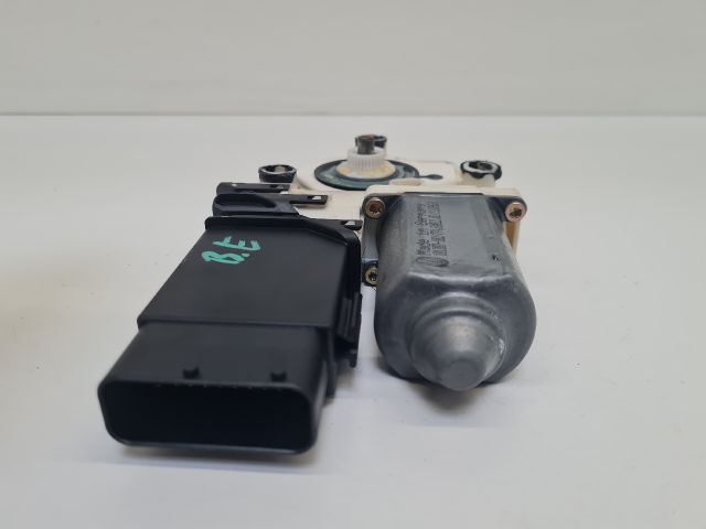 bontott VW GOLF IV Bal első Ablakemelő Motor