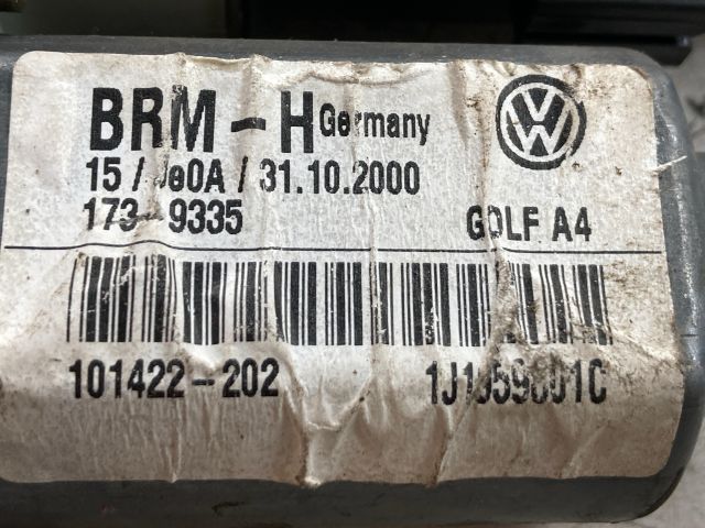 bontott VW GOLF IV Bal első Ablakemelő Motor