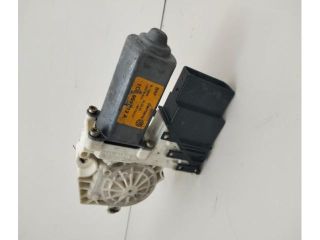 bontott VW GOLF IV Bal első Ablakemelő Motor