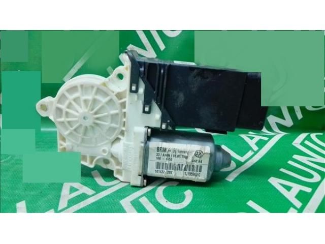 bontott VW GOLF IV Bal első Ablakemelő Motor