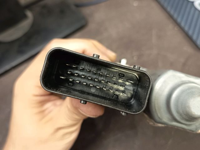 bontott VW GOLF IV Bal első Ablakemelő Szerkezet (Elektromos)