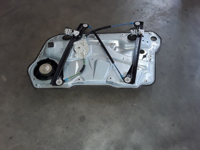 bontott VW GOLF IV Bal első Ablakemelő Szerkezet (Elektromos)