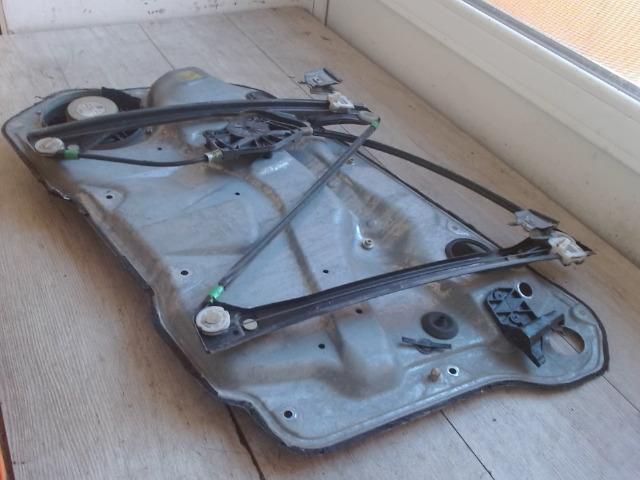 bontott VW GOLF IV Bal első Ablakemelő Szerkezet (Elektromos)
