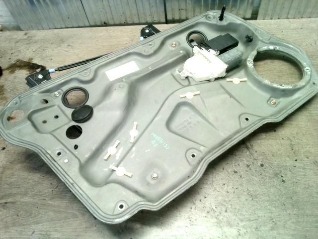 bontott VW GOLF IV Bal első Ablakemelő Szerkezet (Elektromos)