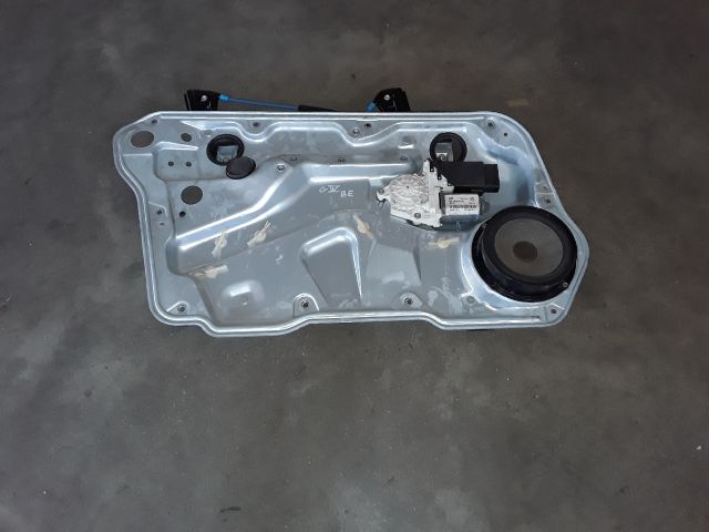 bontott VW GOLF IV Bal első Ablakemelő Szerkezet (Elektromos)