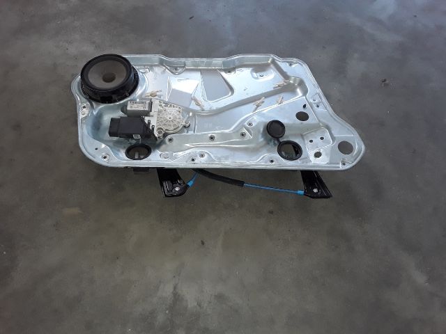 bontott VW GOLF IV Bal első Ablakemelő Szerkezet (Elektromos)