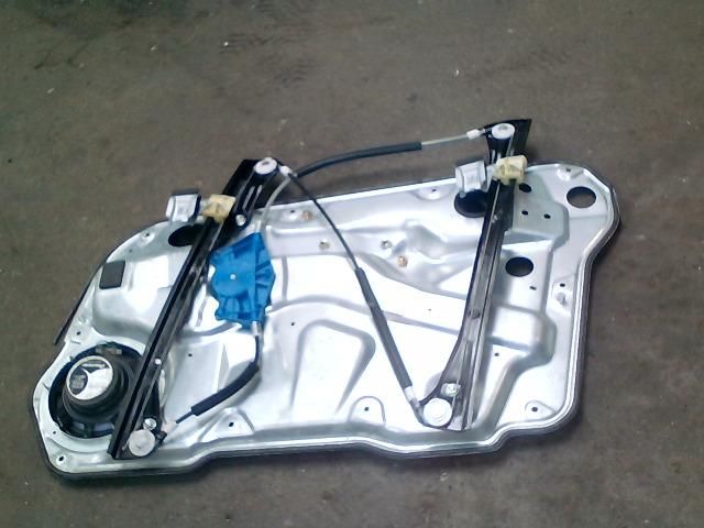 bontott VW GOLF IV Bal első Ablakemelő Szerkezet (Elektromos)