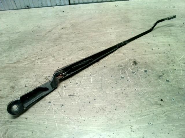 bontott VW GOLF IV Bal első Ablaktörlő Kar