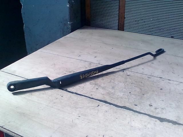 bontott VW GOLF IV Bal első Ablaktörlő Kar