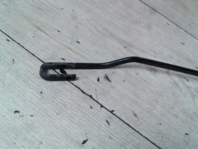 bontott VW GOLF IV Bal első Ablaktörlő Kar