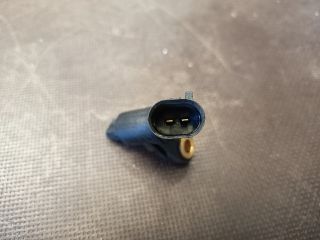 bontott VW GOLF IV Bal első ABS Jeladó