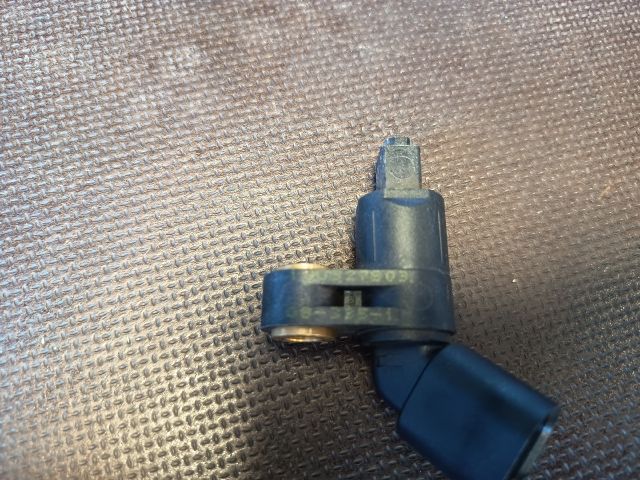 bontott VW GOLF IV Bal első ABS Jeladó