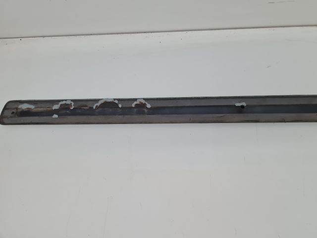 bontott VW GOLF IV Bal első Ajtó Díszléc