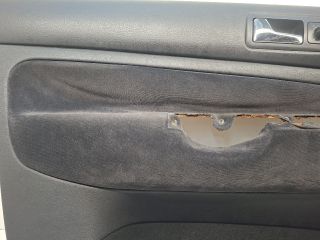 bontott VW GOLF IV Bal első Ajtó Kárpit