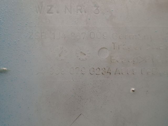 bontott VW GOLF IV Bal első Ajtó Kárpit