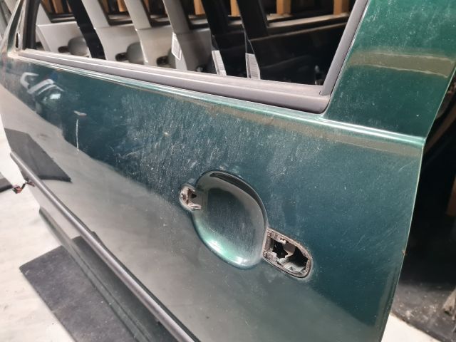 bontott VW GOLF IV Bal első Ajtó (Részeivel)