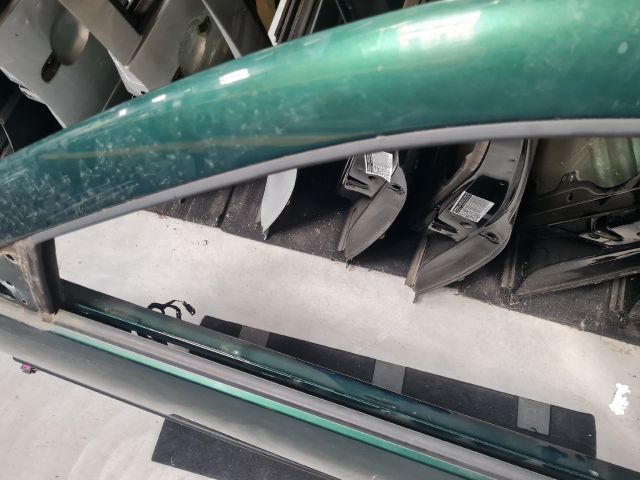 bontott VW GOLF IV Bal első Ajtó (Részeivel)