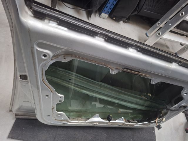 bontott VW GOLF IV Bal első Ajtó (Üres lemez)