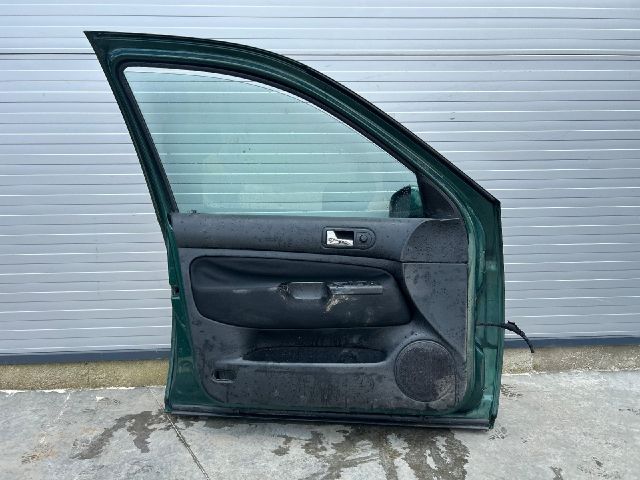 bontott VW GOLF IV Bal első Ajtó (Üres lemez)