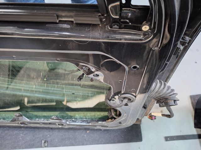 bontott VW GOLF IV Bal első Ajtó (Üres lemez)