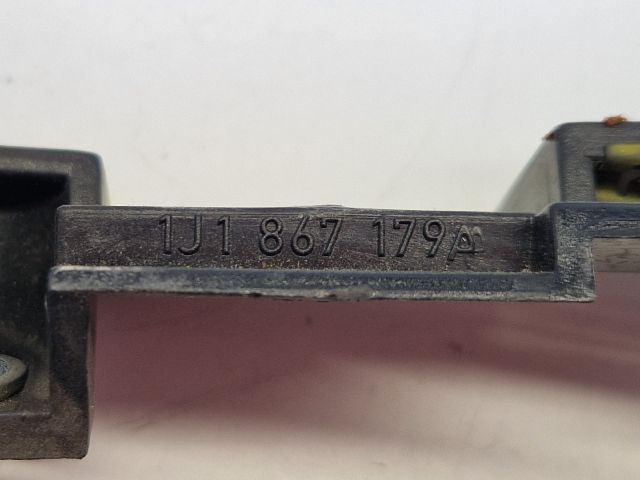 bontott VW GOLF IV Bal első Ajtóbehúzó