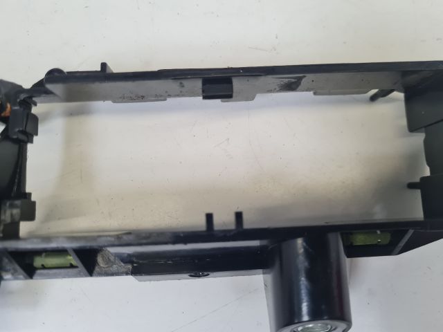 bontott VW GOLF IV Bal első Ajtóbehúzó