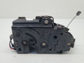 bontott VW GOLF IV Bal első Ajtózár