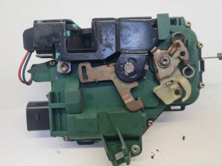 bontott VW GOLF IV Bal első Ajtózár