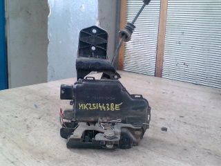 bontott VW GOLF IV Bal első Ajtózár