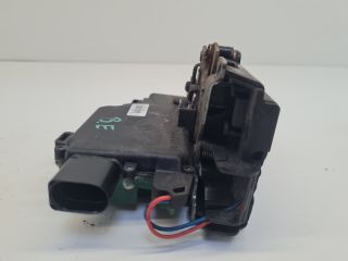 bontott VW GOLF IV Bal első Ajtózár