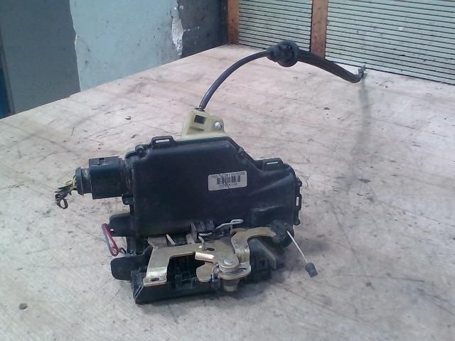 bontott VW GOLF IV Bal első Ajtózár