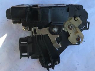 bontott VW GOLF IV Bal első Ajtózár