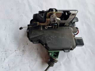 bontott VW GOLF IV Bal első Ajtózár