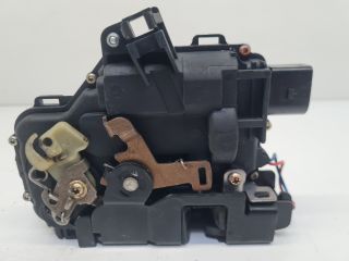 bontott VW GOLF IV Bal első Ajtózár