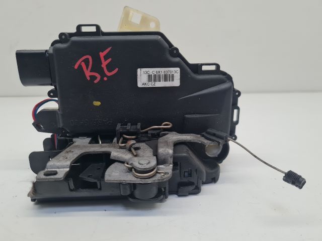 bontott VW GOLF IV Bal első Ajtózár