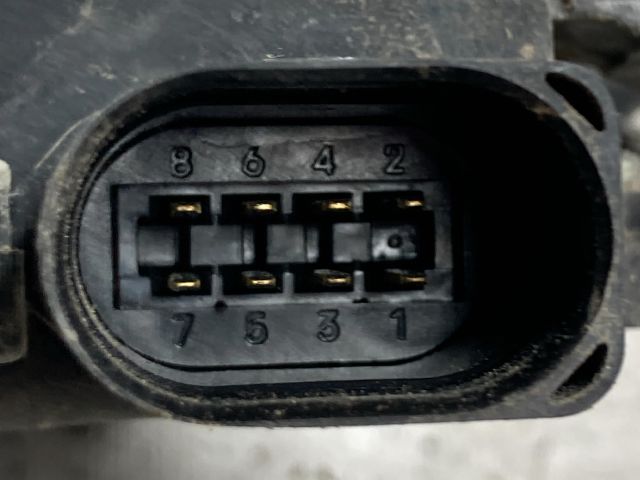 bontott VW GOLF IV Bal első Ajtózár